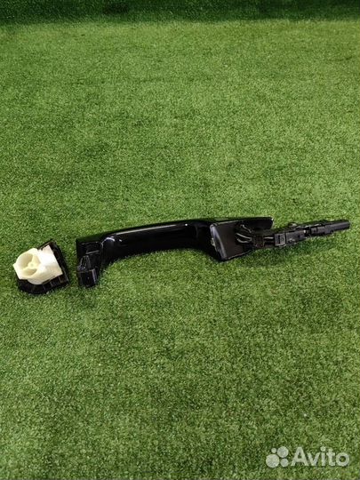 Ручка двери правая Audi Q8 4MN DCB 2018