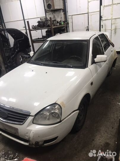 Priora 2010 год в разборе