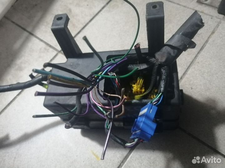 Блок предохранителей Chevrolet Lacetti 1.6 бензин