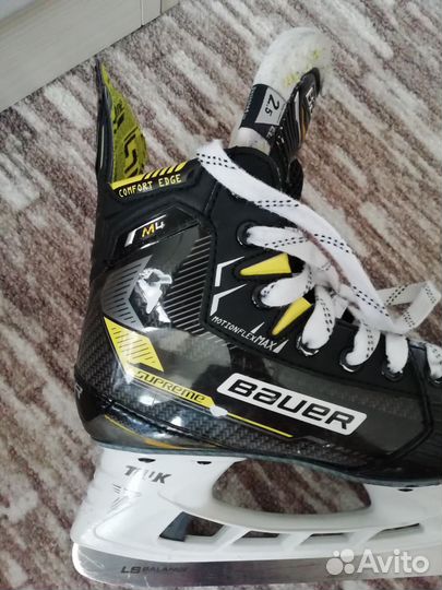 Хоккейные коньки bauer