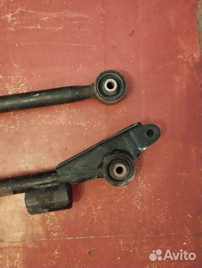 Тяги заднего моста на Daihatsu Terios I 1997