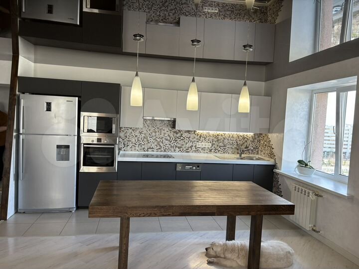 3-к. квартира, 90,3 м², 9/18 эт.