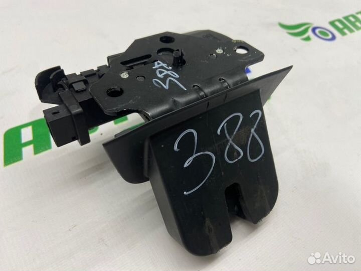 Замок крышки багажника Audi Q7 6A casa 2008