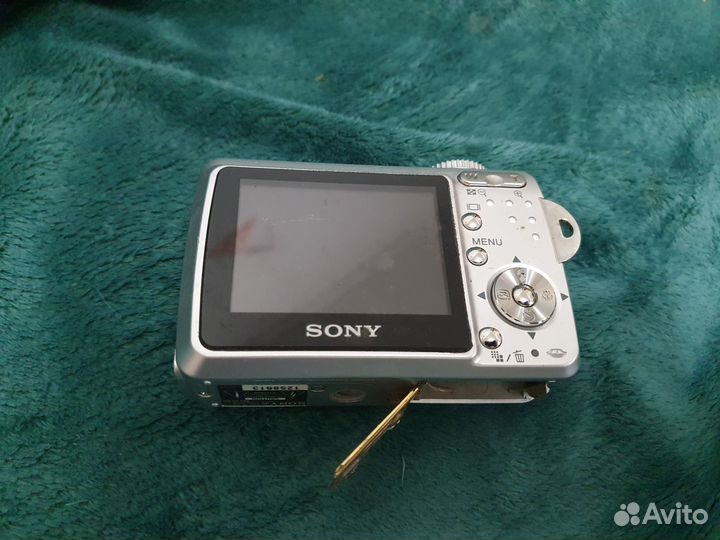 Компактный фотоаппарат Sony DSC-S500