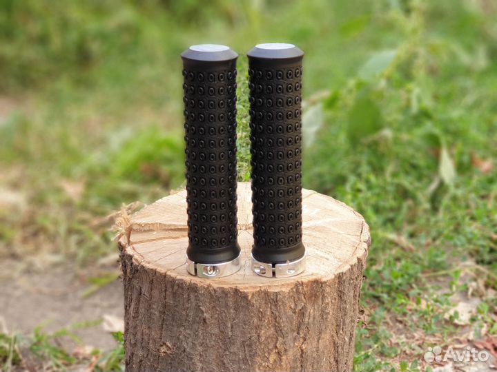 Грипсы с фиксатором серебро