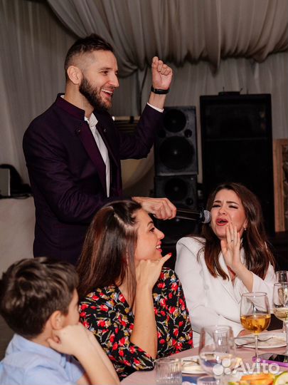 Ведущий на свадьбу