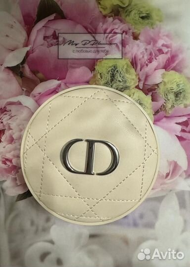 Пудра Dior Forever Cushion