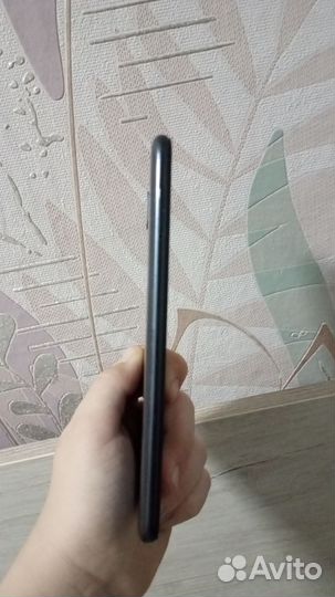 Samsung Galaxy A10, 2/32 ГБ