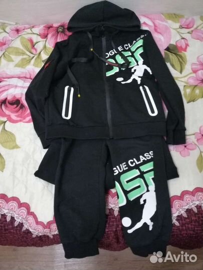 Спортивный костюм