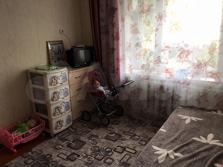 4-к. квартира, 72 м², 1/3 эт.