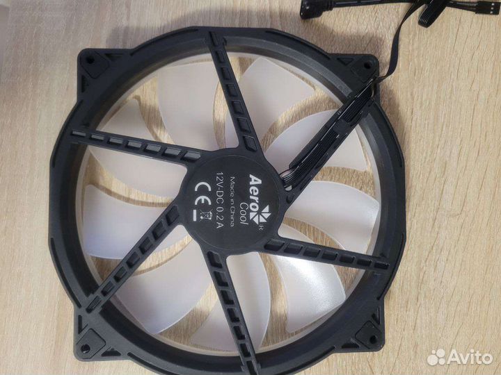 Продам вентилятор Aerocool 200 мм, argb подсветка