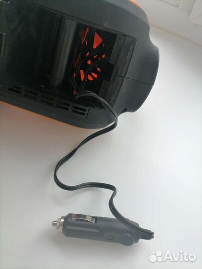 Автомобильный пылесос