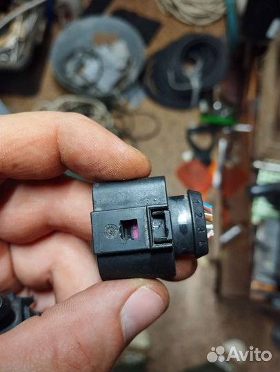 Клемма Фольксваген Поло 1Q0973704