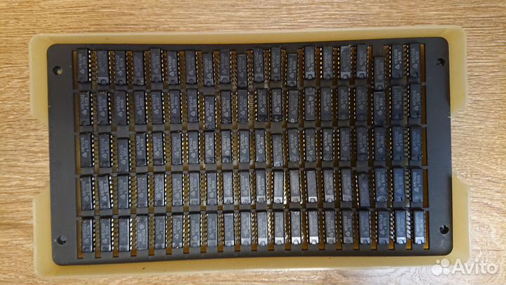 Светодиоды, микросхемы, транзисторы советские новы