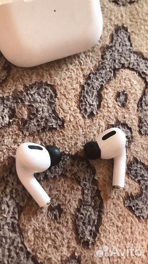 Беспроводные наушники apple airpods pro 3 подделка