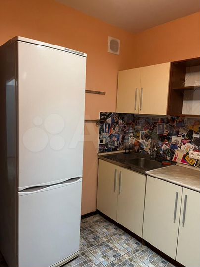 2-к. квартира, 52 м², 9/9 эт.