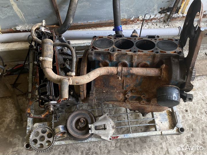 Двигатель 21083