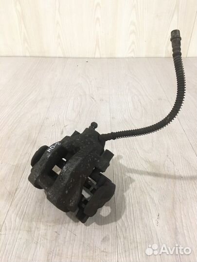 Суппорт тормозной задний левый Mercedes Benz S500