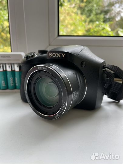 Фотоаппарат Sony DSC-H300