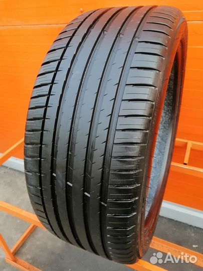 Michelin Pilot Sport 4 SUV 275/40 R22 108Y