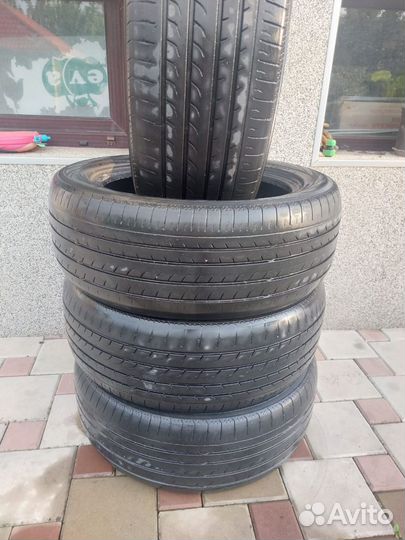 Yokohama BluEarth E75 215/55 R17