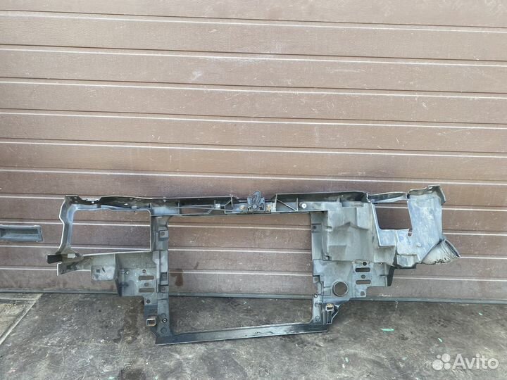 Передняя панель телевизор Volkswagen Sharan