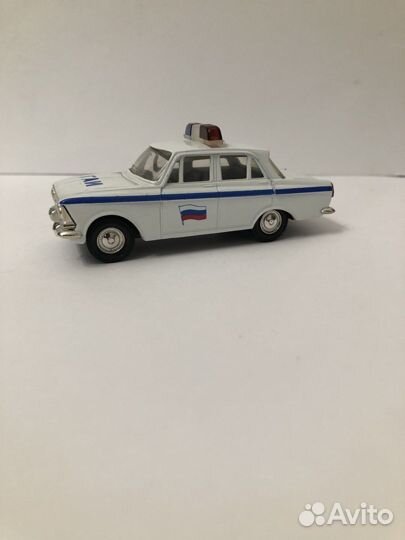 Белый Москвич 408 гаи Саратов