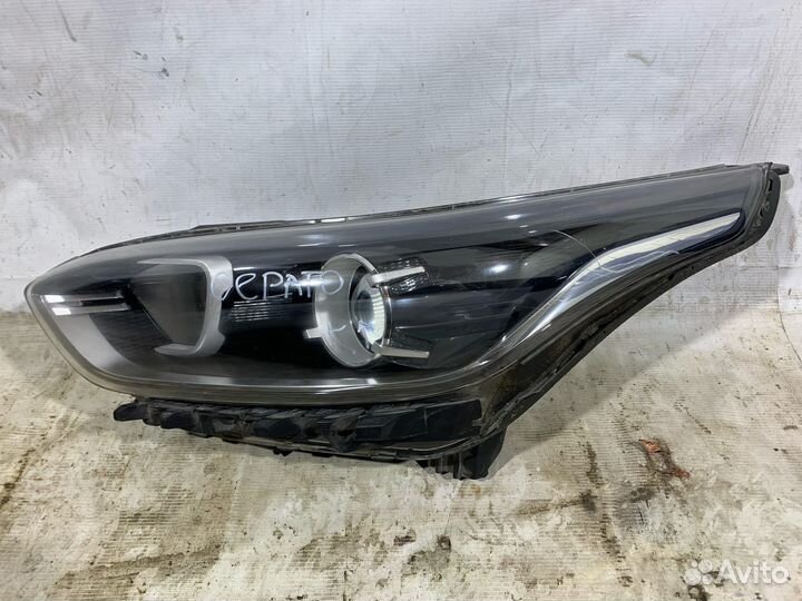Фара передняя левая Kia Cerato 4