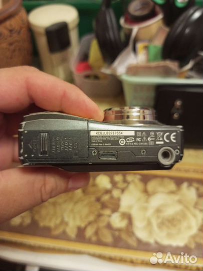 Компактный фотоаппарат