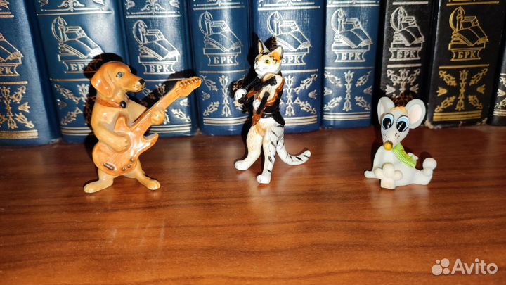 Различные статуэтки фигурки (животные, ангелок)