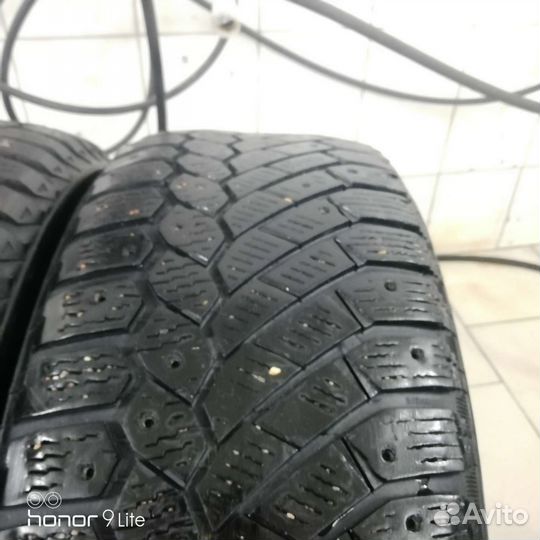 Kumho WinterCraft Ice Wi32 205/60 R16 96T