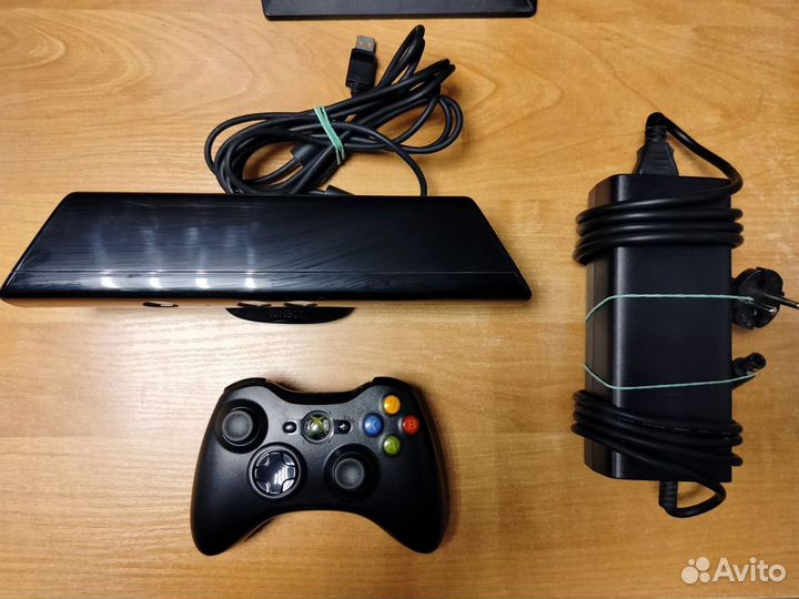 Xbox 360E 500Gb FreeBoot 82 Игры Джой Kinect
