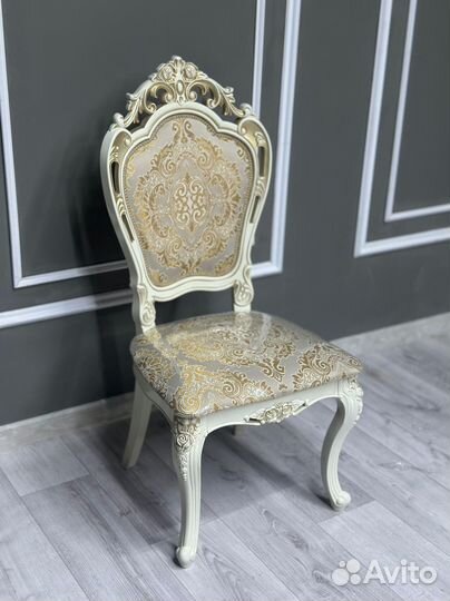 В наличии стол.Оплата при получении