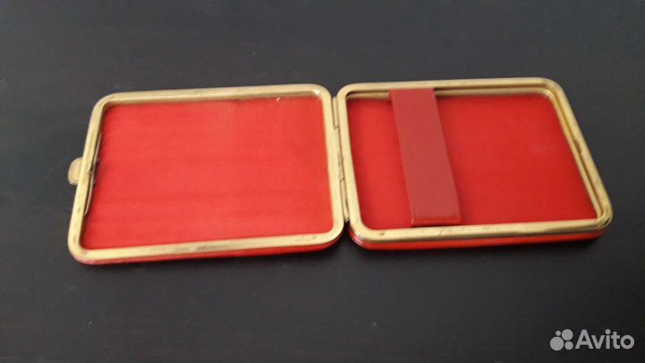 Портсигар дамский лаковая кожа