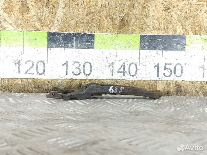 Вилка сцепления Mitsubishi Lancer 9