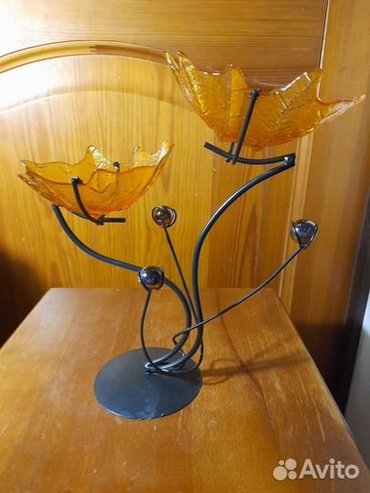 Подсвечник из металла и цветного стекла