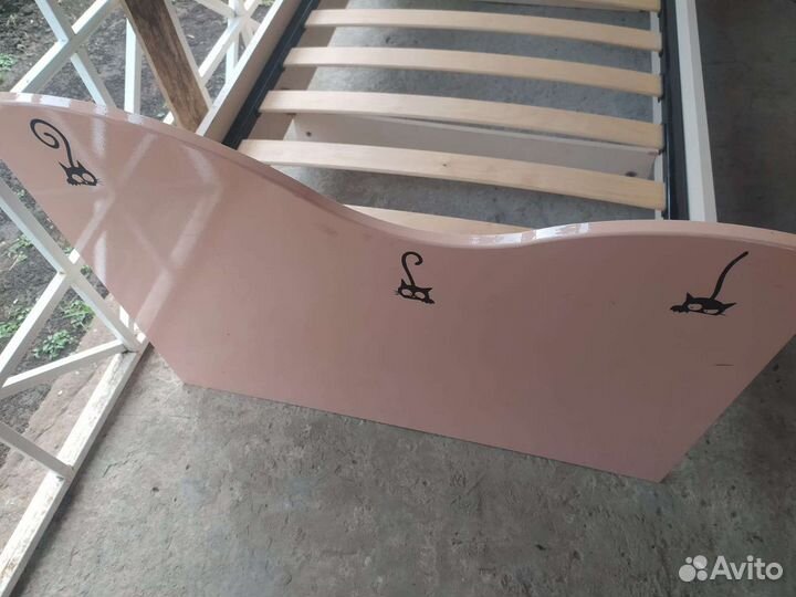 Комплект мебели для девочки