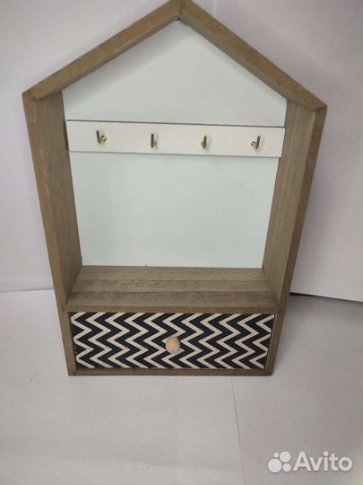 Ключница настенная