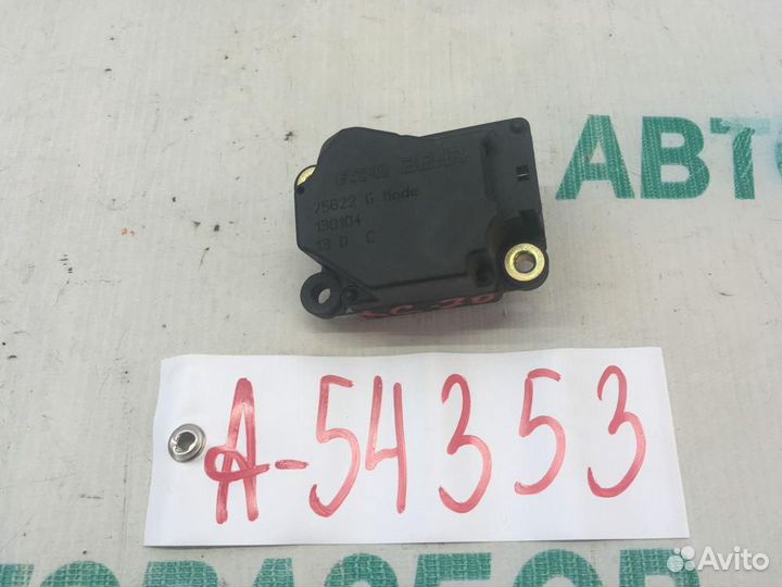 Моторчик заслонки печки для Volvo XC70 1 Cross Cou