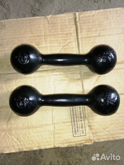 Гантели по 3 и 6 кг