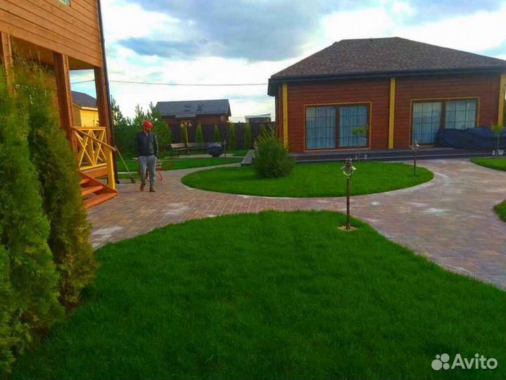 Укладка газона