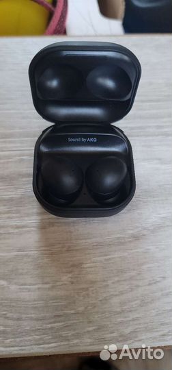 Samsung galaxy bads 2 pro