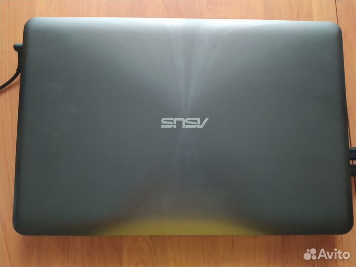 Игровой ноутбук Asus 17.3 i7 GTX960