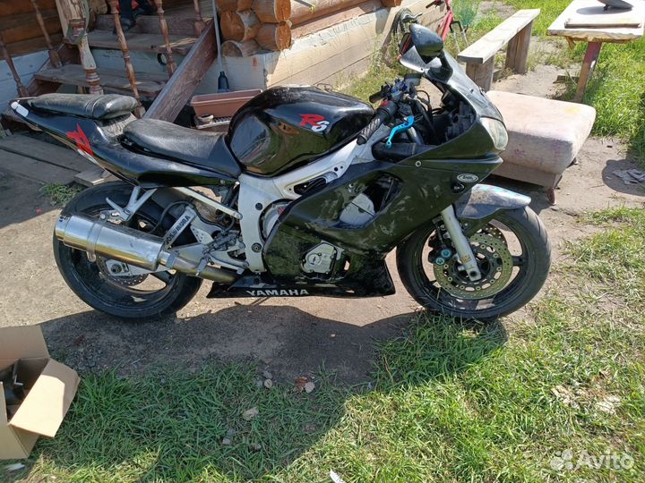 Yamaha R6 в разбор