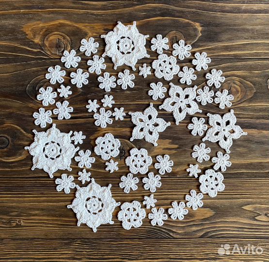 Вязаный декор (цветы)