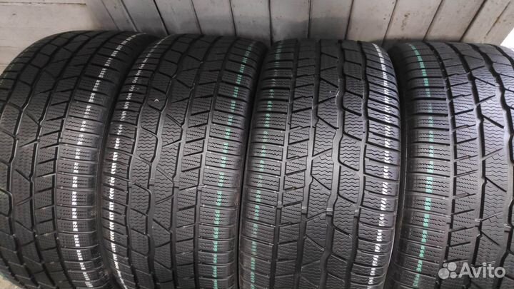 Continental ContiWinterContact TS 830 P 255/40 R18 99V