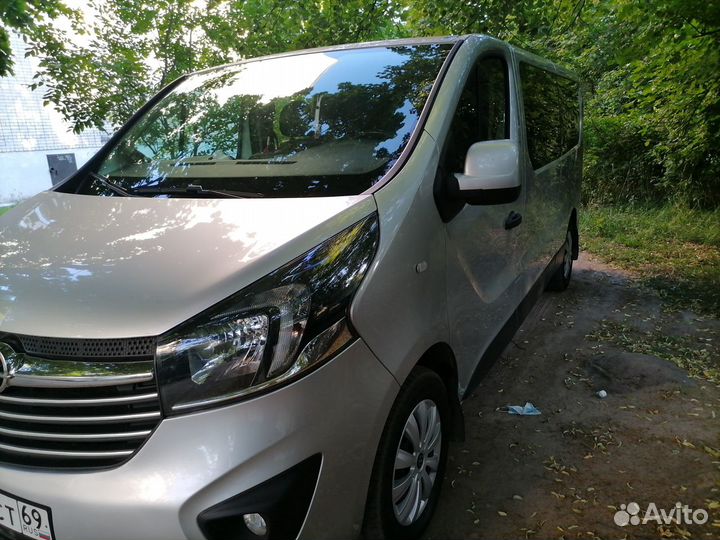 Перевозки пассажирские на 8 мест