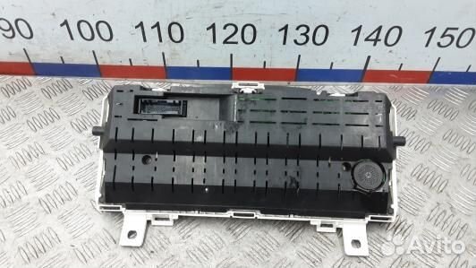 Щиток приборов land rover discovery 4 (2NN08IT02)