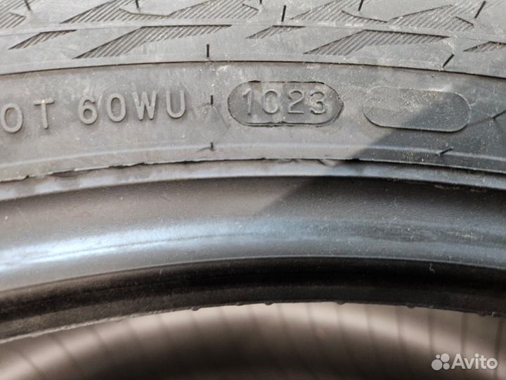 Nokian Tyres Hakkapeliitta 9 SUV 235/55 R19 105