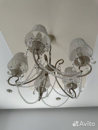 Люстра и 2 бра